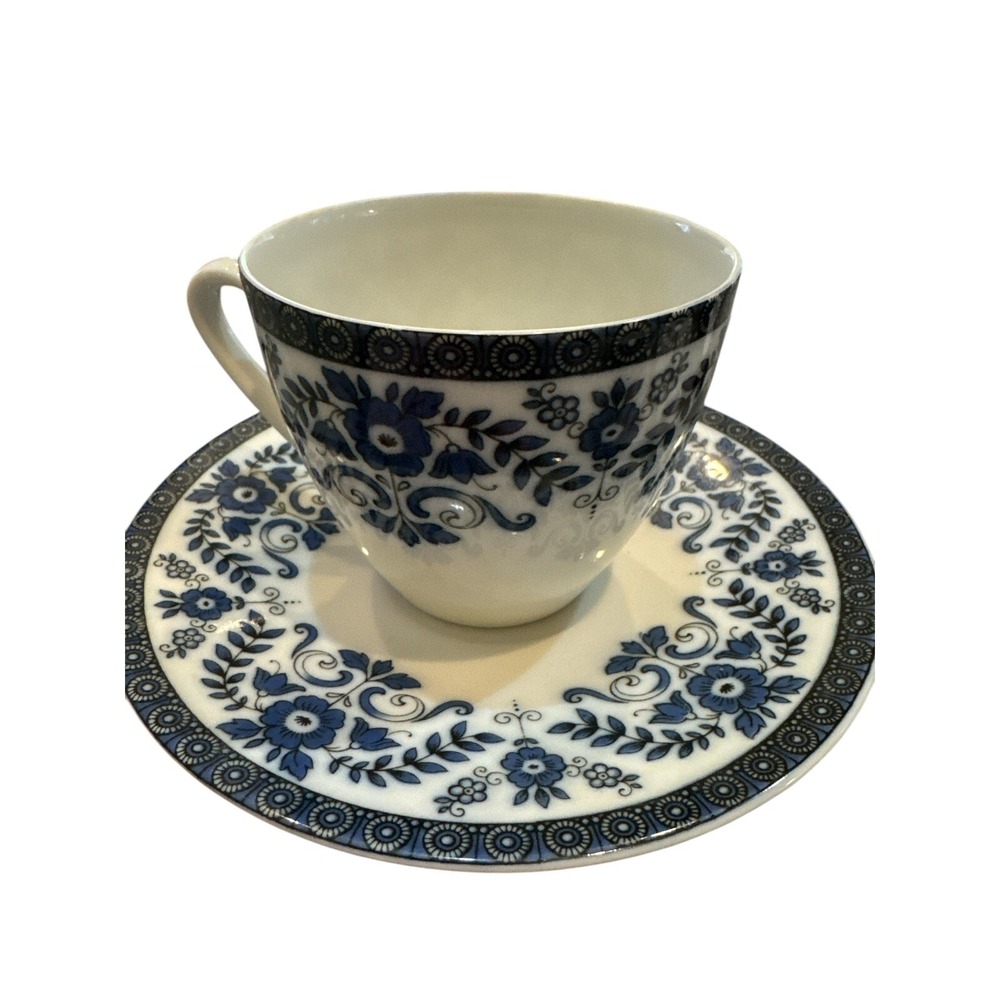 HUTSCHENREUTHER Arzberg-Bavaria Blue & White Cup & Saucer Germany Vintage